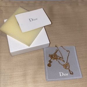 Dior necklace